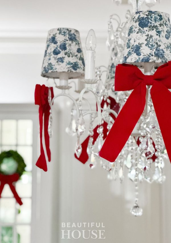 A Christmas Home Tour Wrapped in Red Ribbons & Bows